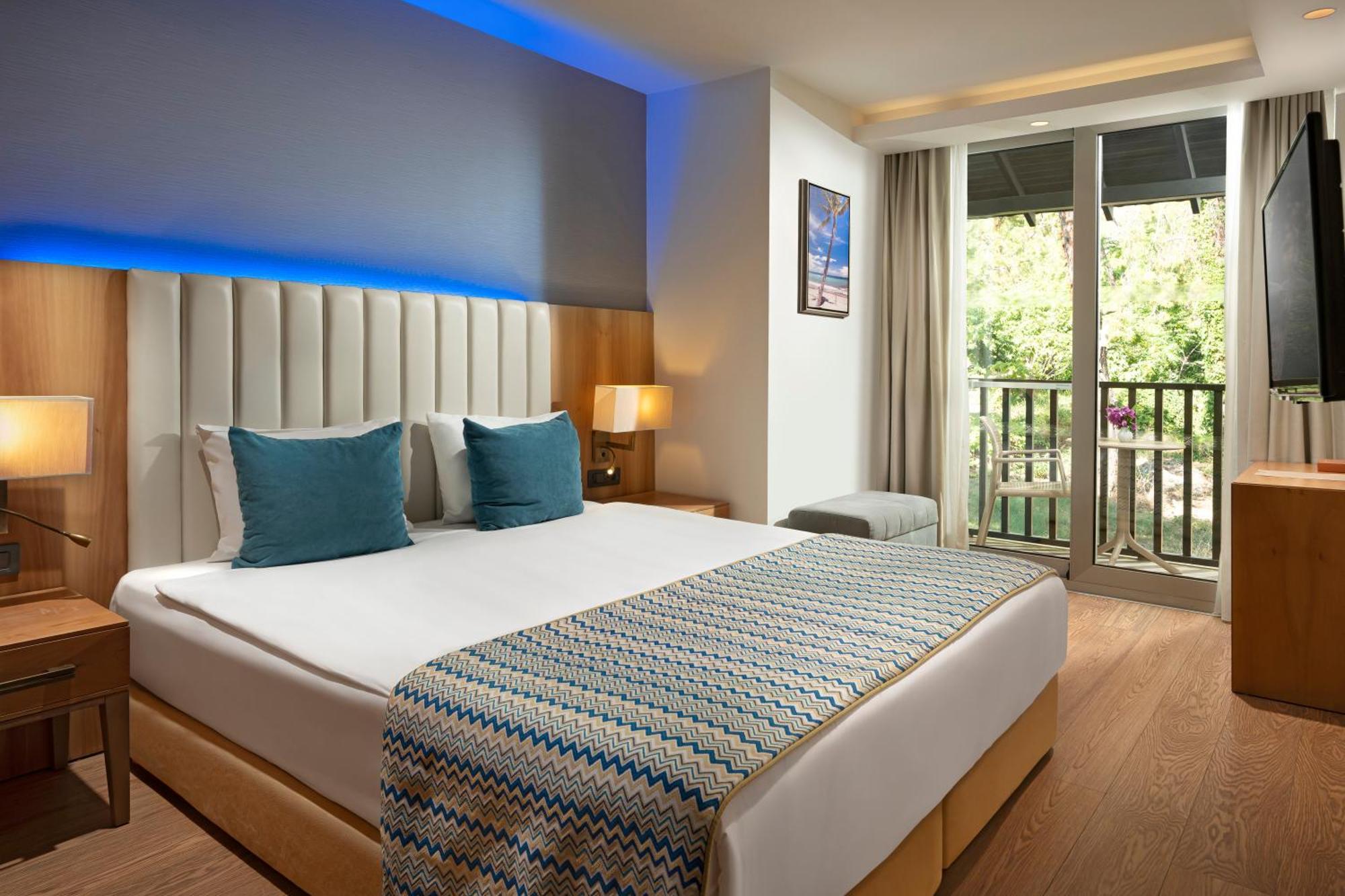 Liberty Lykia Hotel Oludeniz Exterior photo