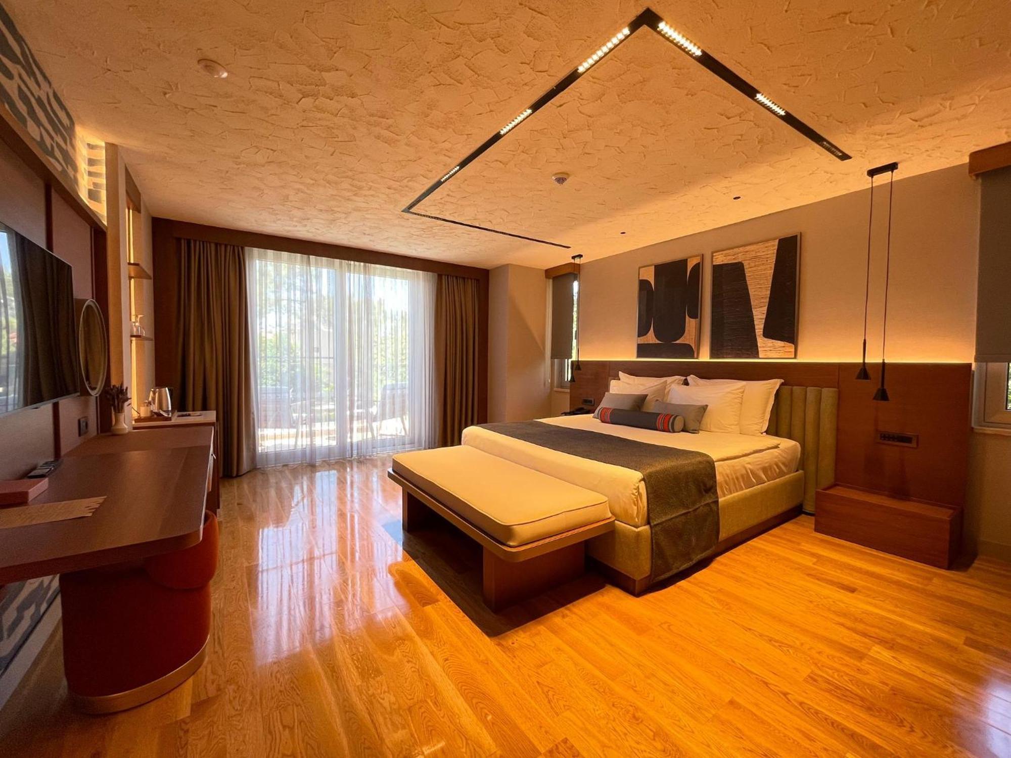 Liberty Lykia Hotel Oludeniz Exterior photo